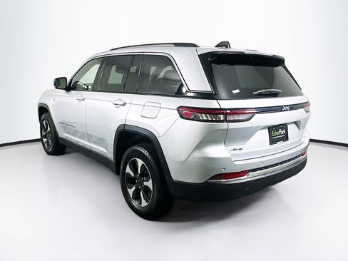 Used 2023 Jeep Grand Cherokee 4WD 4xe image 5