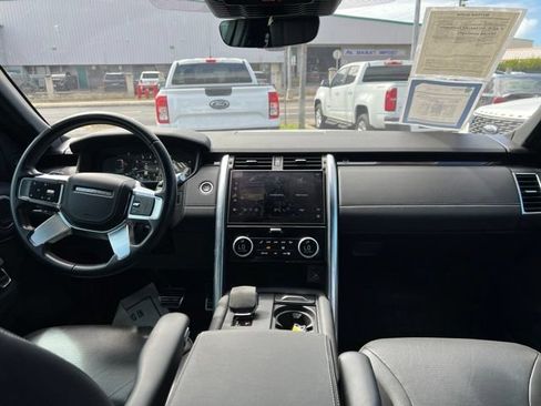 Used 2022 Land Rover Discovery HSE R-Dynamic AWD/4WD image 8
