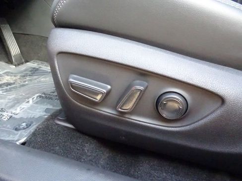 Used 2025 Toyota RAV4 XLE Premium w/ Weather Package AWD/4WD image 22