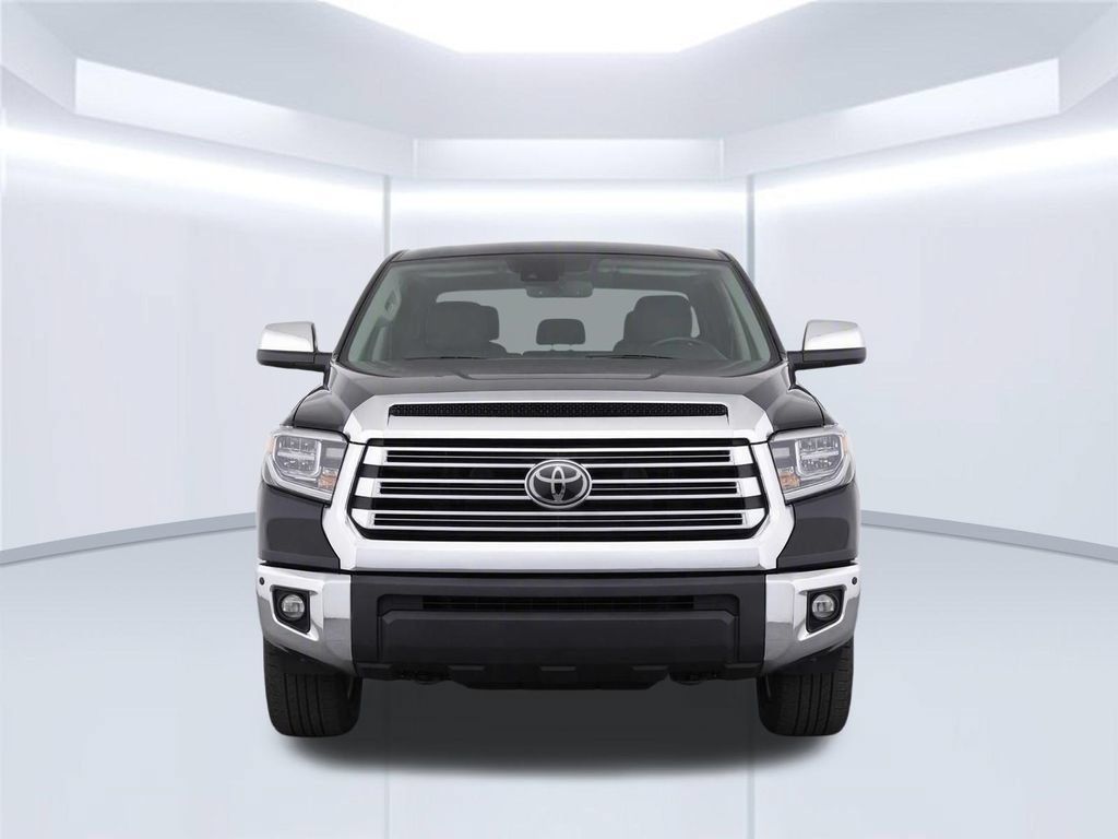 Used 2021 Toyota Tundra Limited w/ Limited Premium Package AWD/4WD image 6