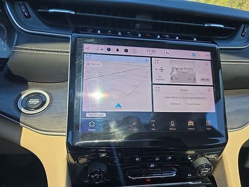 Used 2021 Jeep Grand Cherokee L Limited w/ Luxury Tech Group II image 56