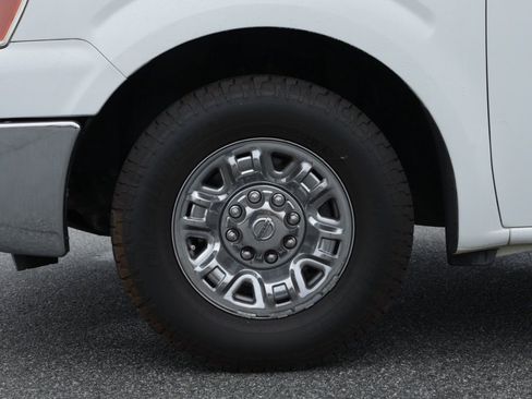 Used 2016 Nissan NV 3500 SL image 11