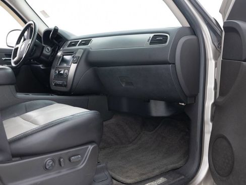 Used 2007 Chevrolet Avalanche LT w/ LT Preferred Equipment Group image 34