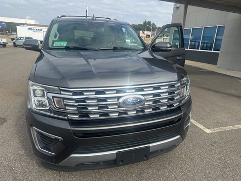 Used 2019 Ford Expedition Limited w/ Equipment Group 301A image 21