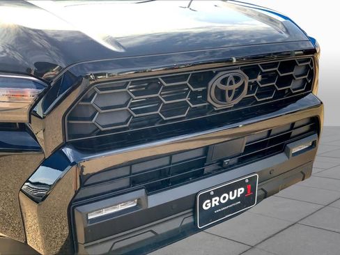 Used 2025 Toyota 4Runner TRD Off-Road Premium w/ Tow Technology Package AWD/4WD image 30
