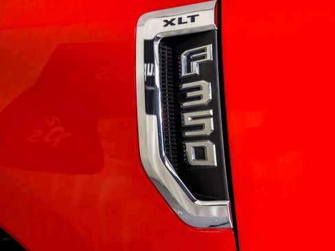 Used 2020 Ford F350 XLT w/ XLT Value Package image 41