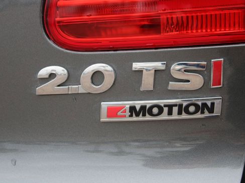 Used 2016 Volkswagen Tiguan image 12
