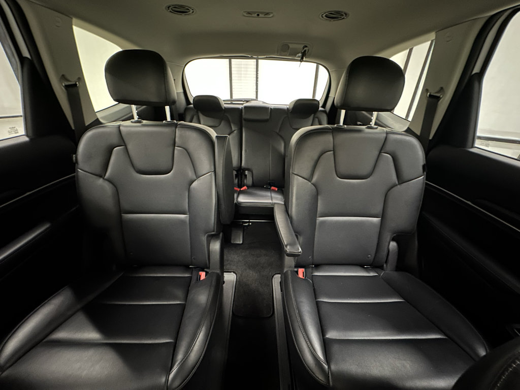 Used 2025 Kia Telluride S AWD/4WD image 30