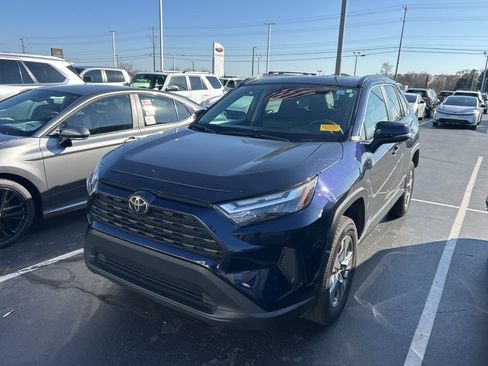 Used 2024 Toyota RAV4 XLE image 10