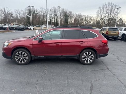 Used 2016 Subaru Outback 2.5i Limited image 4