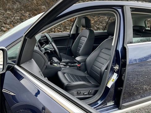 Used 2017 Volkswagen Golf Alltrack SEL image 23