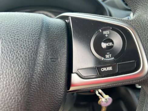 Used 2018 Honda CR-V LX image 8