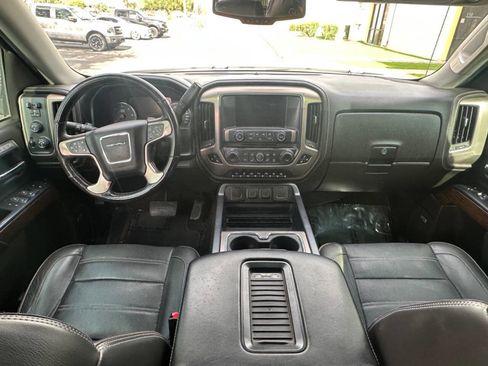 Used 2018 GMC Sierra 1500 Denali w/ Denali Ultimate Package image 9