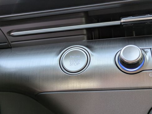 New 2026 Hyundai Kona SE image 27