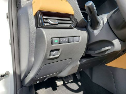 New 2025 Nissan Sentra SV image 22