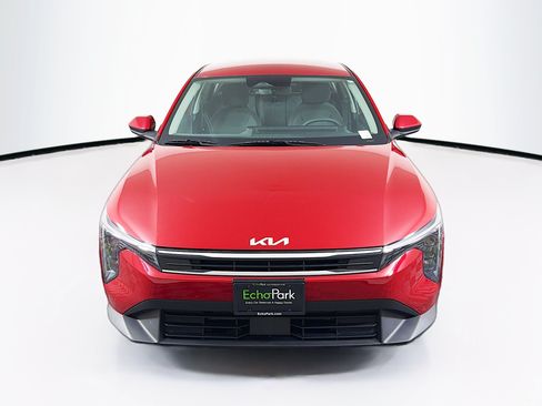 Used 2025 Kia K4 FWD image 2
