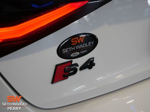 Used 2016 Audi S4 Premium Plus w/ Technology Package image 9