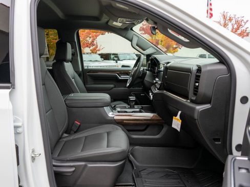 New 2026 GMC Sierra 1500 Elevation w/ Elevation Premium Package image 10