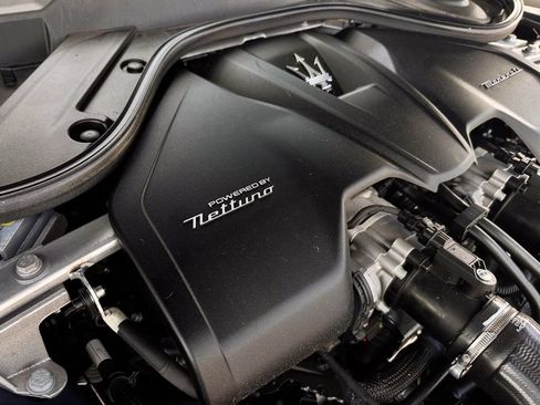 Used 2024 Maserati GranCabrio Trofeo AWD/4WD image 26