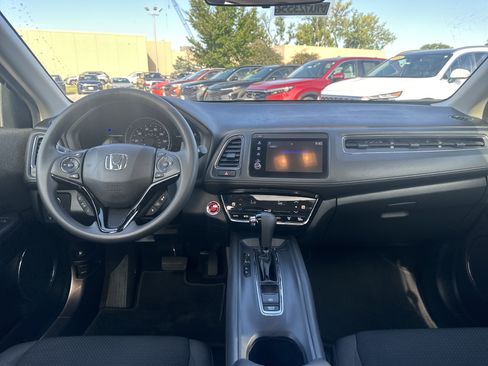 Used 2020 Honda HR-V EX image 19