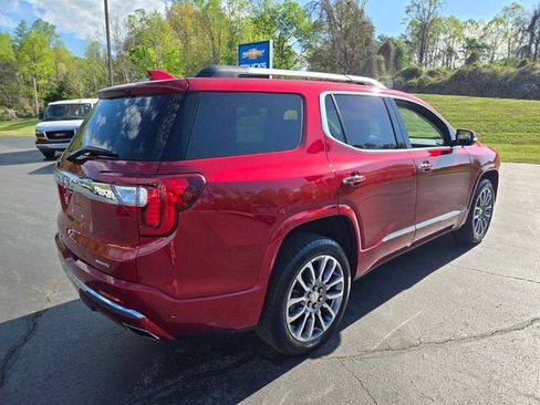 Used 2023 GMC Acadia Denali w/ Denali Technology Package AWD/4WD image 8