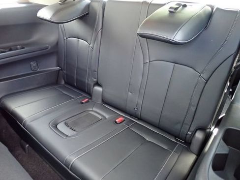 Used 2024 INFINITI QX60 Sensory AWD/4WD image 15