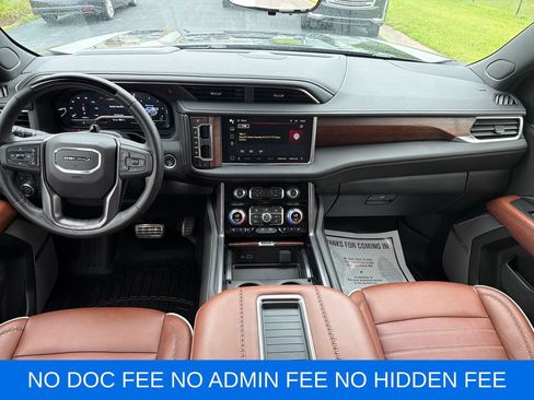 Used 2024 GMC Yukon XL Denali Ultimate AWD/4WD image 14