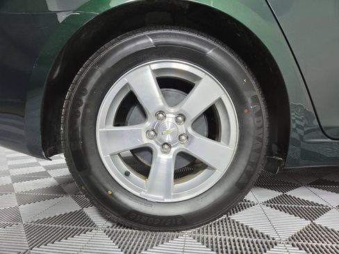 Used 2014 Chevrolet Cruze LT FWD image 10