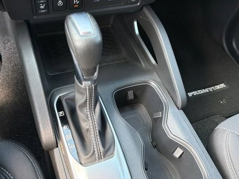 Used 2022 Nissan Frontier SV RWD image 28