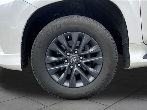 Used 2023 Lexus GX 460 Premium w/ Premium Package AWD/4WD image 11