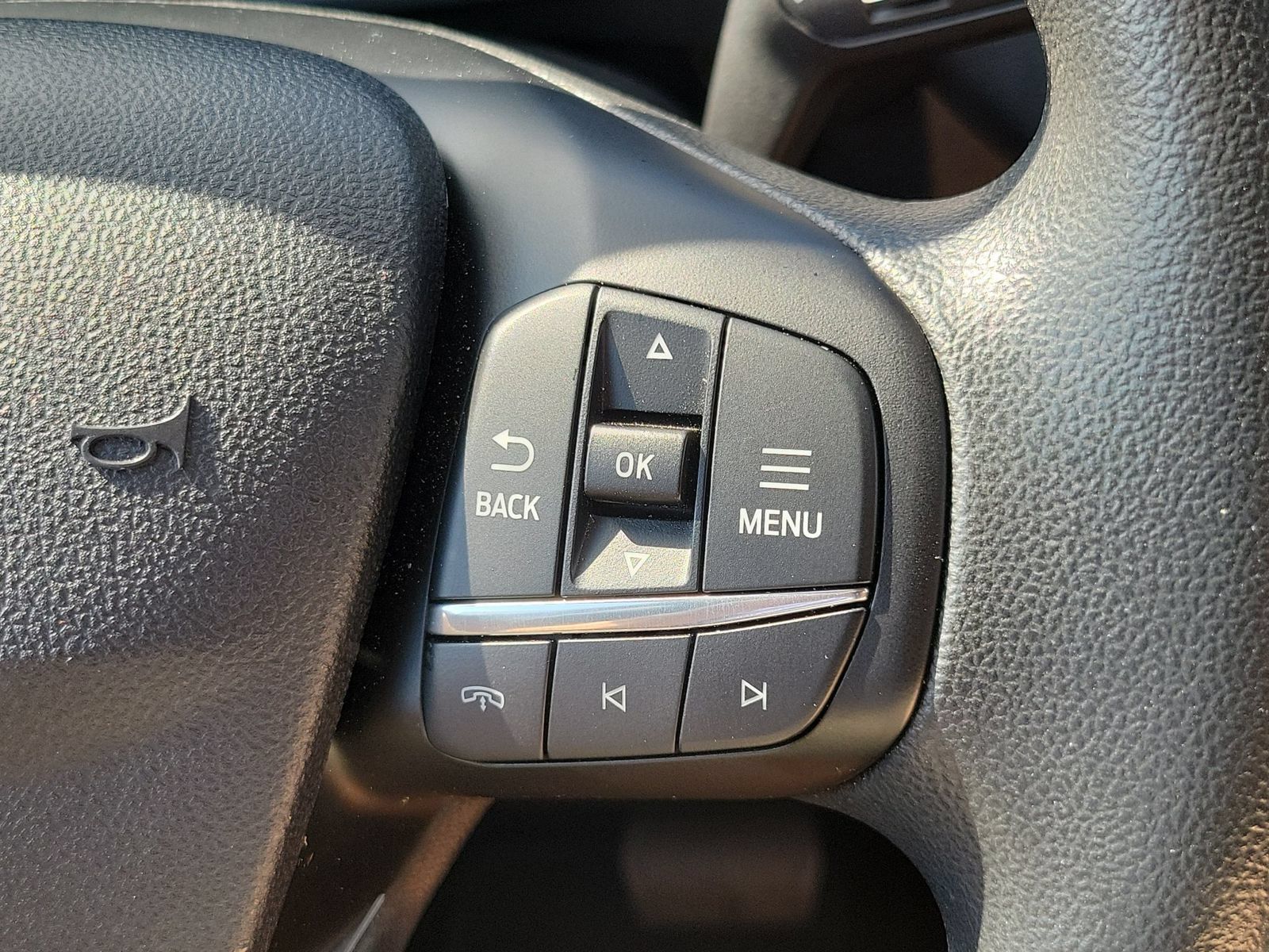 Used 2025 Ford Escape Active w/ Tech Pack #1 FWD image 14