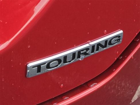 New 2025 Honda Pilot Touring image 22