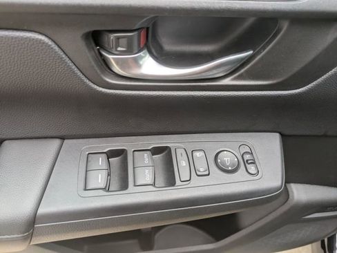 Used 2024 Honda CR-V EX image 11