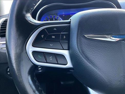 Used 2019 Chrysler 300 Touring w/ Sport Appearance Package RWD image 18