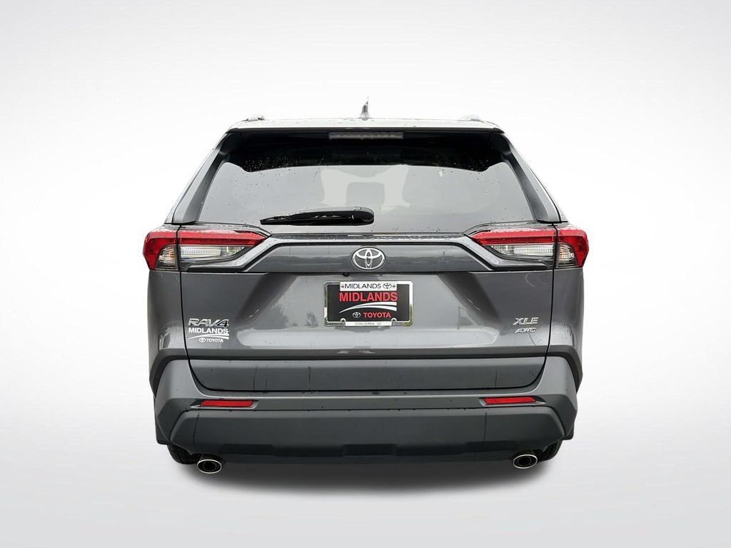 Used 2023 Toyota RAV4 XLE AWD/4WD image 6