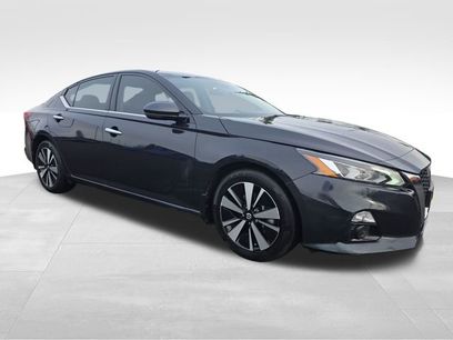 Used 2021 Nissan Altima 2.5 SL