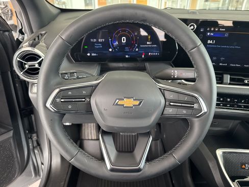 New 2026 Chevrolet Equinox LT w/ Convenience Package II image 21