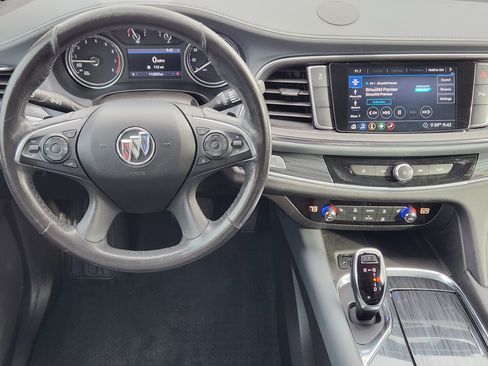 Used 2021 Buick Enclave Essence image 26