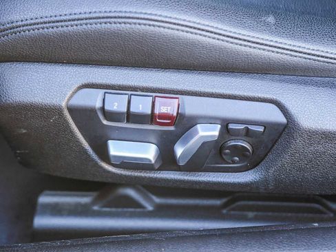 Used 2019 BMW 430i Coupe w/ Convenience Package image 18