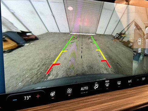 Used 2025 Ford Escape SE w/ PHEV Premium Package image 20