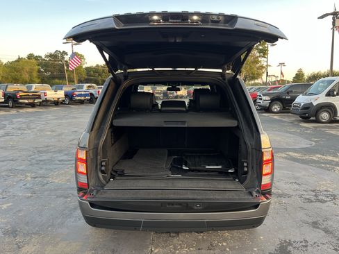 Used 2016 Land Rover Range Rover Supercharged AWD/4WD image 16
