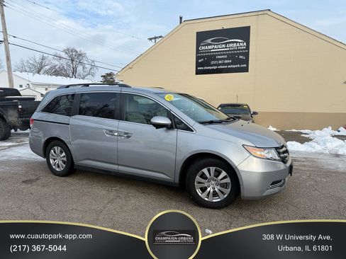 Used 2016 Honda Odyssey SE image 1