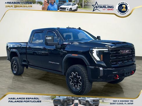 Used 2024 GMC Sierra 2500 AT4X image 9