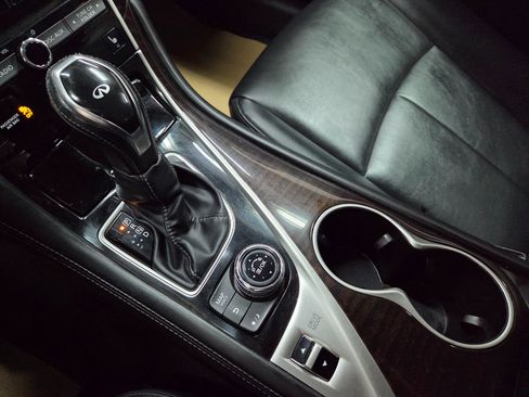 Used 2019 INFINITI Q50 Luxe w/ Essential Package (3.0T Luxe) image 23