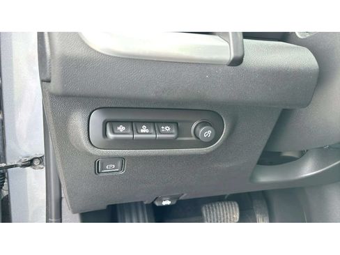 Used 2023 GMC Terrain SLT w/ Tech Package AWD/4WD image 21