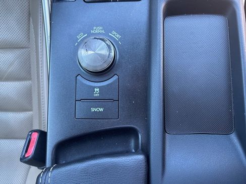 Used 2017 Lexus IS 200t image 25