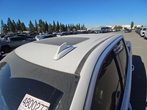 Used 2022 Chevrolet Silverado 1500 High Country RWD image 3