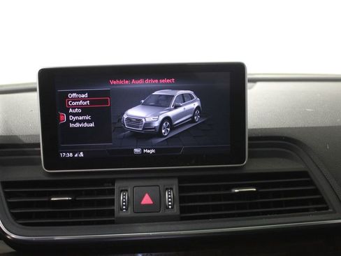 Used 2020 Audi Q5 2.0T Premium Plus image 27