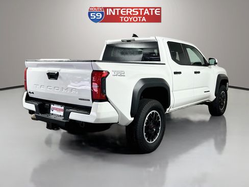 Certified 2026 Toyota Tacoma TRD Off-Road AWD/4WD image 7