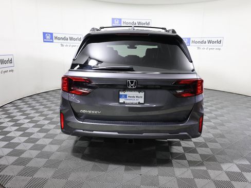 Used 2026 Honda Odyssey EX-L image 5